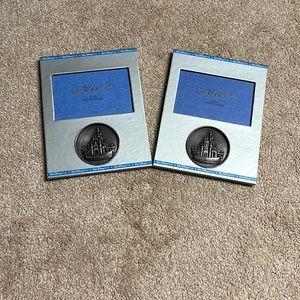 NWT Disney World Picture frames (set of 2).  Perfect condition - never used.